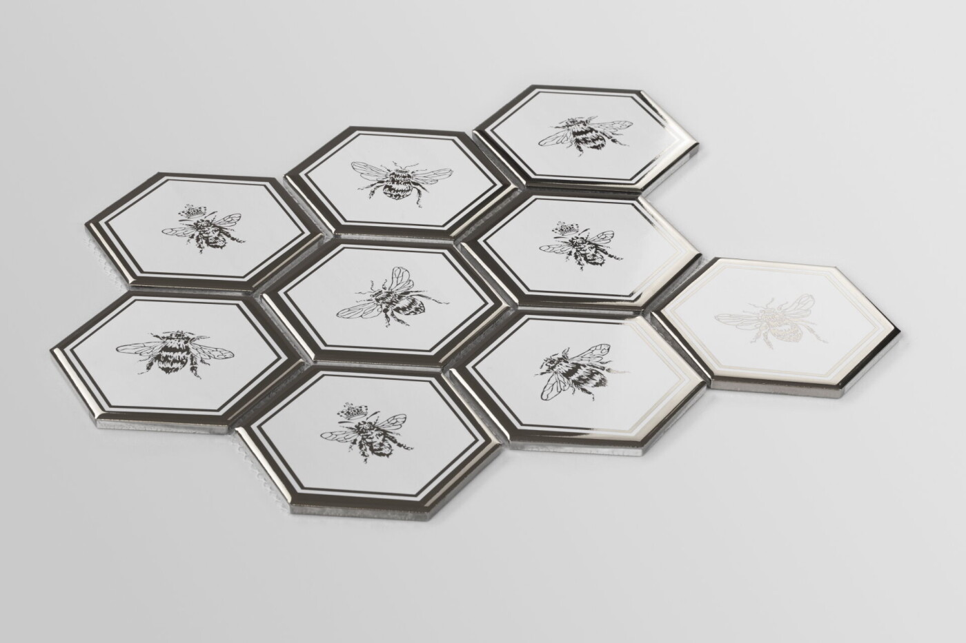 Raw Decor Heksagon XL Queen Bee Silver 25,6x29,5 cm - obrazek 2