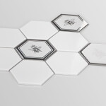 Raw Decor Heksagon XL Silver Bee 25,6x29,5 cm - obrazek 2